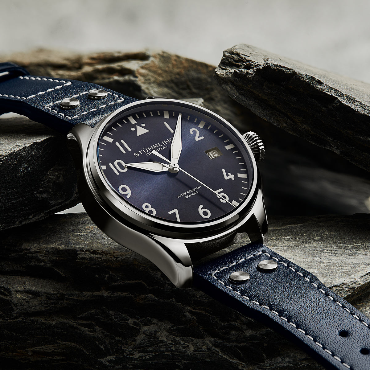 Stührling Airman 4078 Quartz Men’s 43mm Pilot Watch