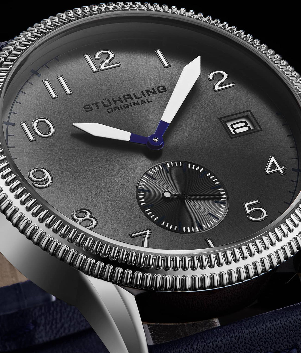 The Wingman Quartz 4011 Aviator 44mm