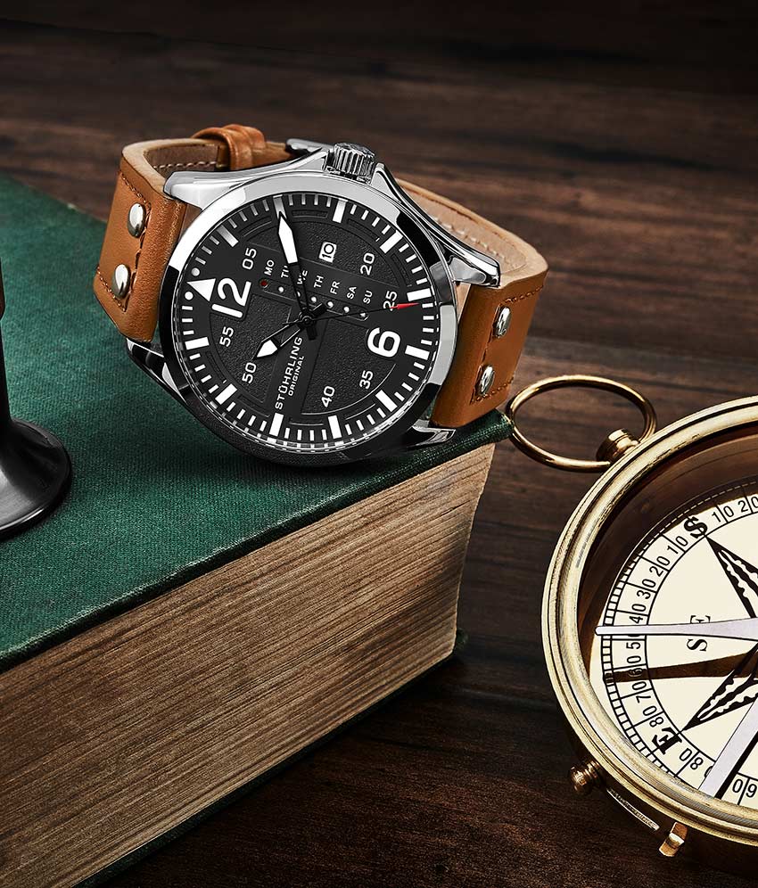 Black Dial / Silver Case / Tan Band