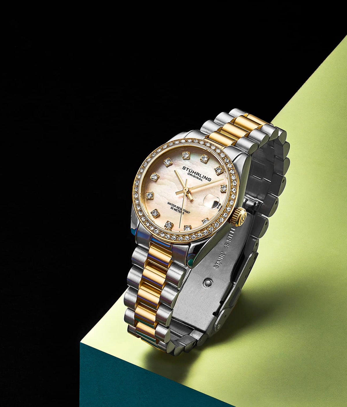 Lineage Set with Signature Pen and Stud Earrings