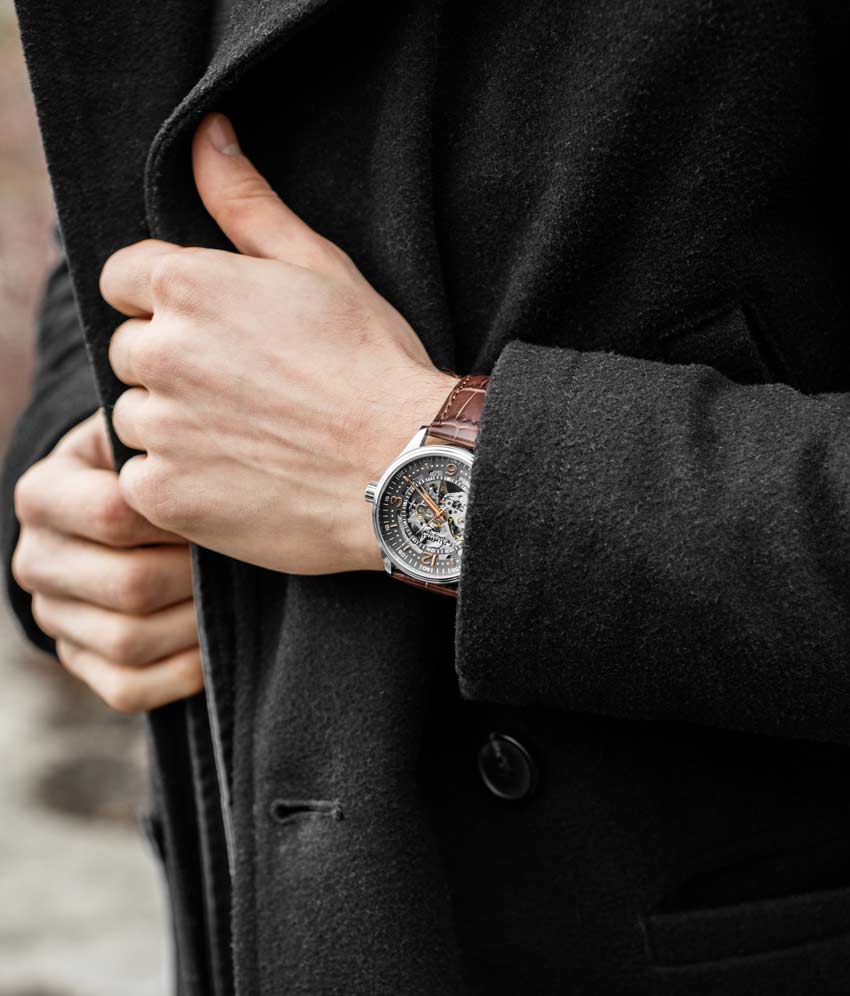 Grey/Silver/Brown