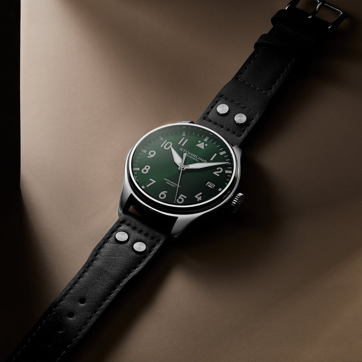 Stührling Airman 4078 Quartz Men’s 43mm Pilot Watch