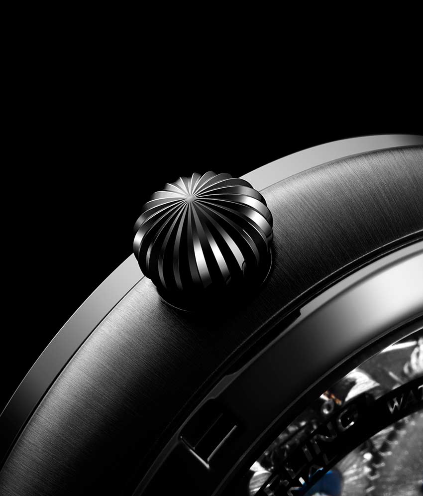 Black Dial / Black Case / Black Band